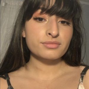 Meet your Posher, Jasmin